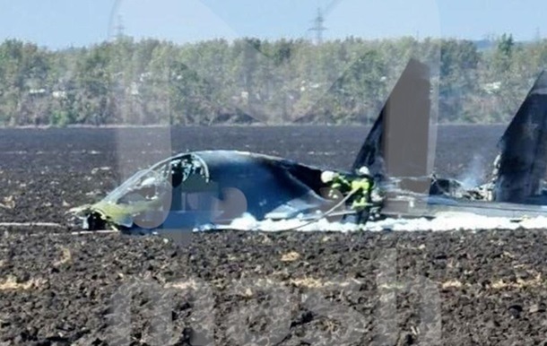 Авіакатастрофа Су-34 у РФ: соцмережі повідомили подробиці про винищувач