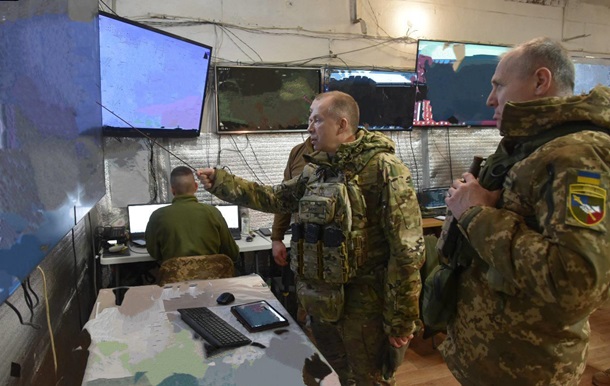 Росія наступає по всьому фронту - Сирський