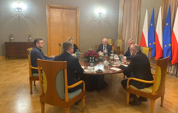 Кулеба повідомив про важливі переговори у Варшаві