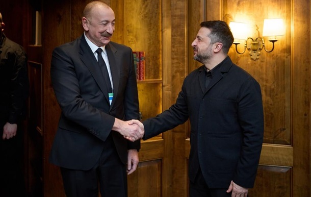 Зеленский встретился с президентом Азербайджана