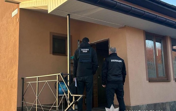 Нацполиция проводит 70 обысков в медучреждениях