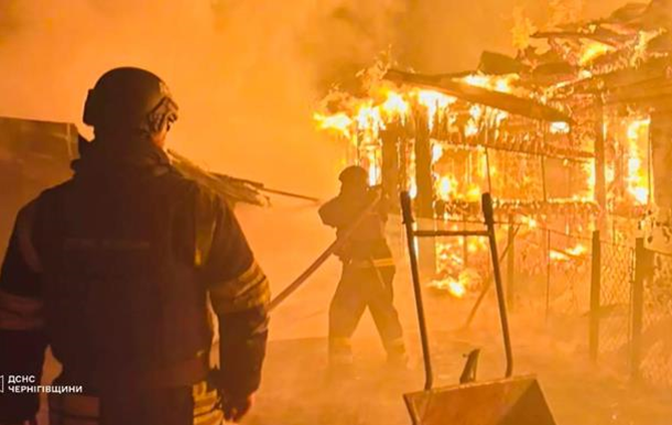 Россия атаковала критические объекты Чернигова