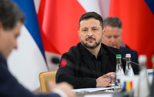 Найден ответ на реактивные дроны - Зеленский