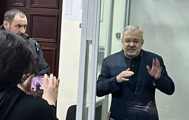 ВАКС зняв браслет з ексміністра Галущенка