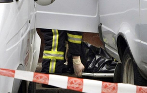 Внаслідок аварії автобуса в Індії загинули 25 осіб, серед яких 11 дітей