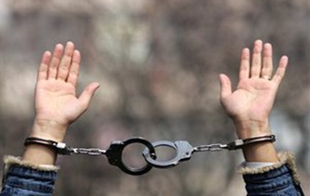 У Маямі заарештували трансвестита, який вводив жінкам під шкіру цемент і суперклей