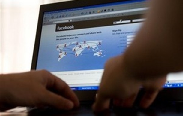 Facebook запускає функцію Довірені друзі