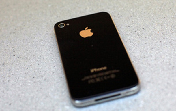 Працівник Apple забув у барі прототип iPhone 5