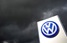 Прибыль Volkswagen упала почти вдвое